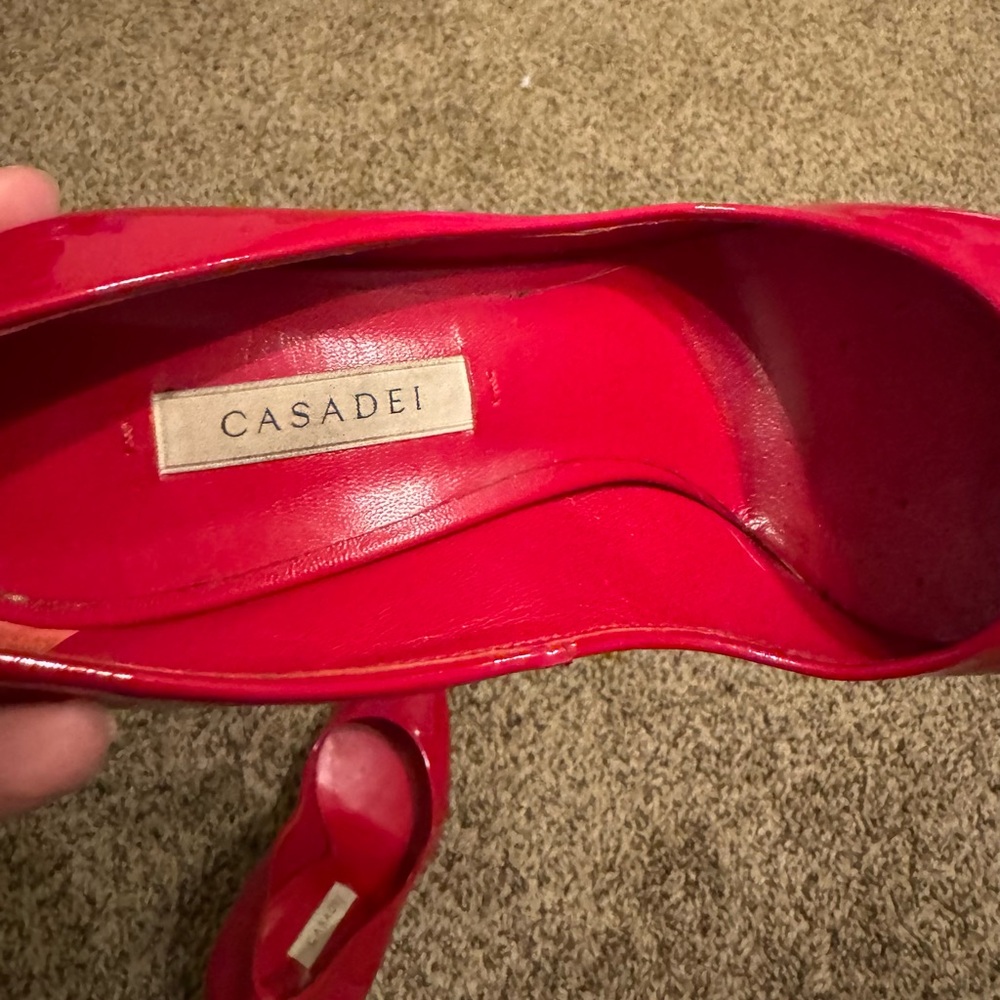 Every lady needs a red pump